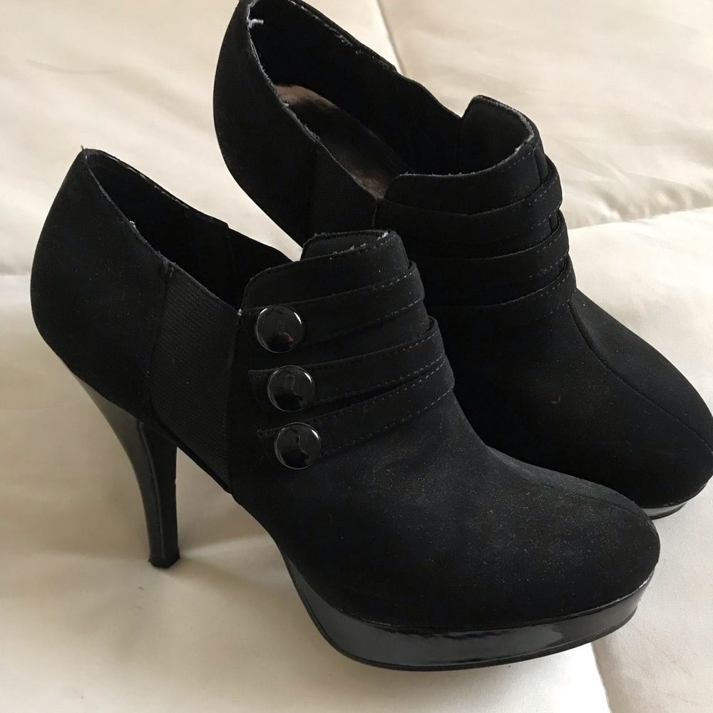 Black heels